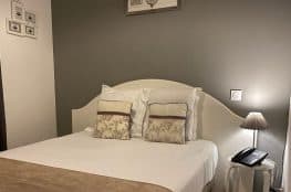 Fernwanderung Nizza Grasse Hotels BedBreakfasts 0016 1200px