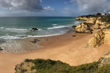 Randonnée côtière Algarve étape 3 07b Praia dos Beijinhos