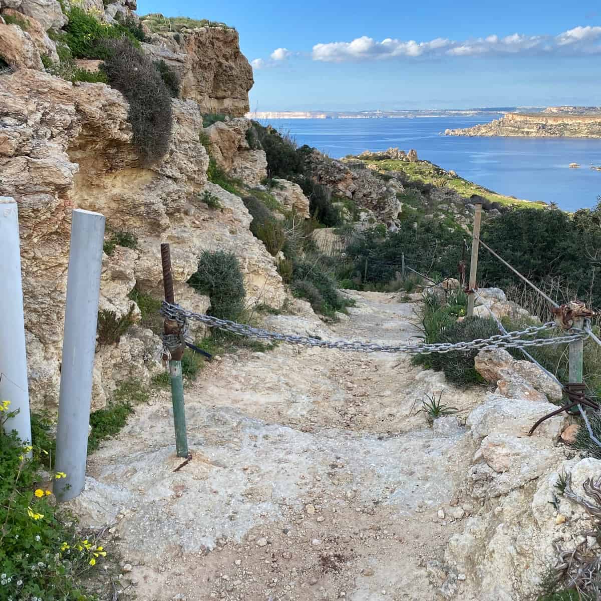 Malta und Gozo Absperrung mit Durchlass für Fußgänger