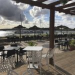 Schicke Promendae am Hafen von Alvor